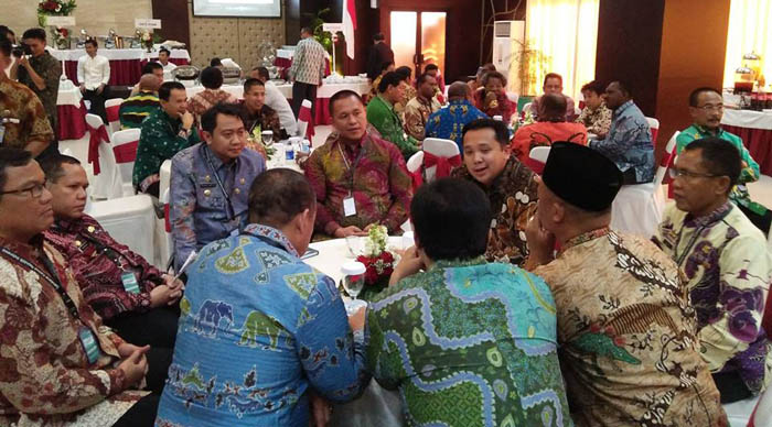 Bupati/Walikota Minta Naik Gaji, "Kerja Keras Dulu," kata Tjahjo Kumolo